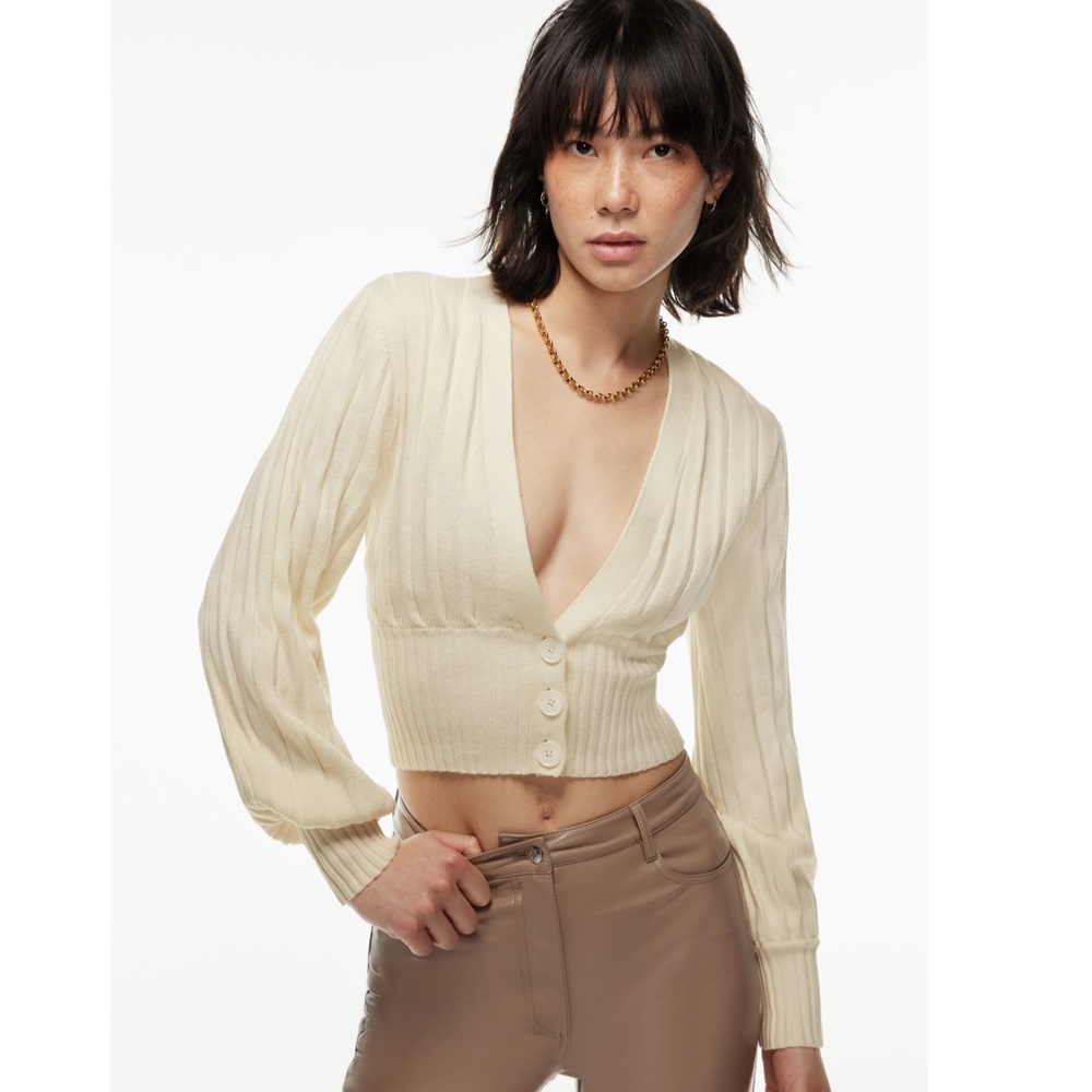 ARITZIA WILFRED Plunge Front Cardigan Cream Ribbed Button-Up XS
